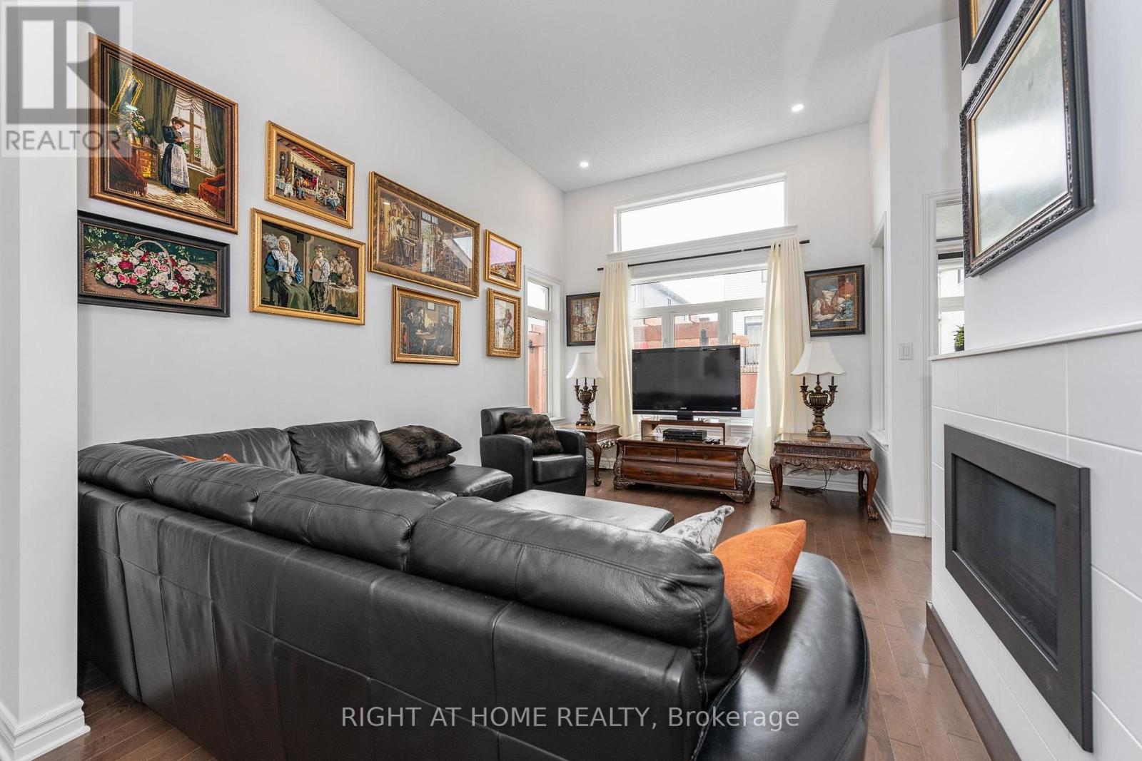 238 DE L'ETANG STREET - 16