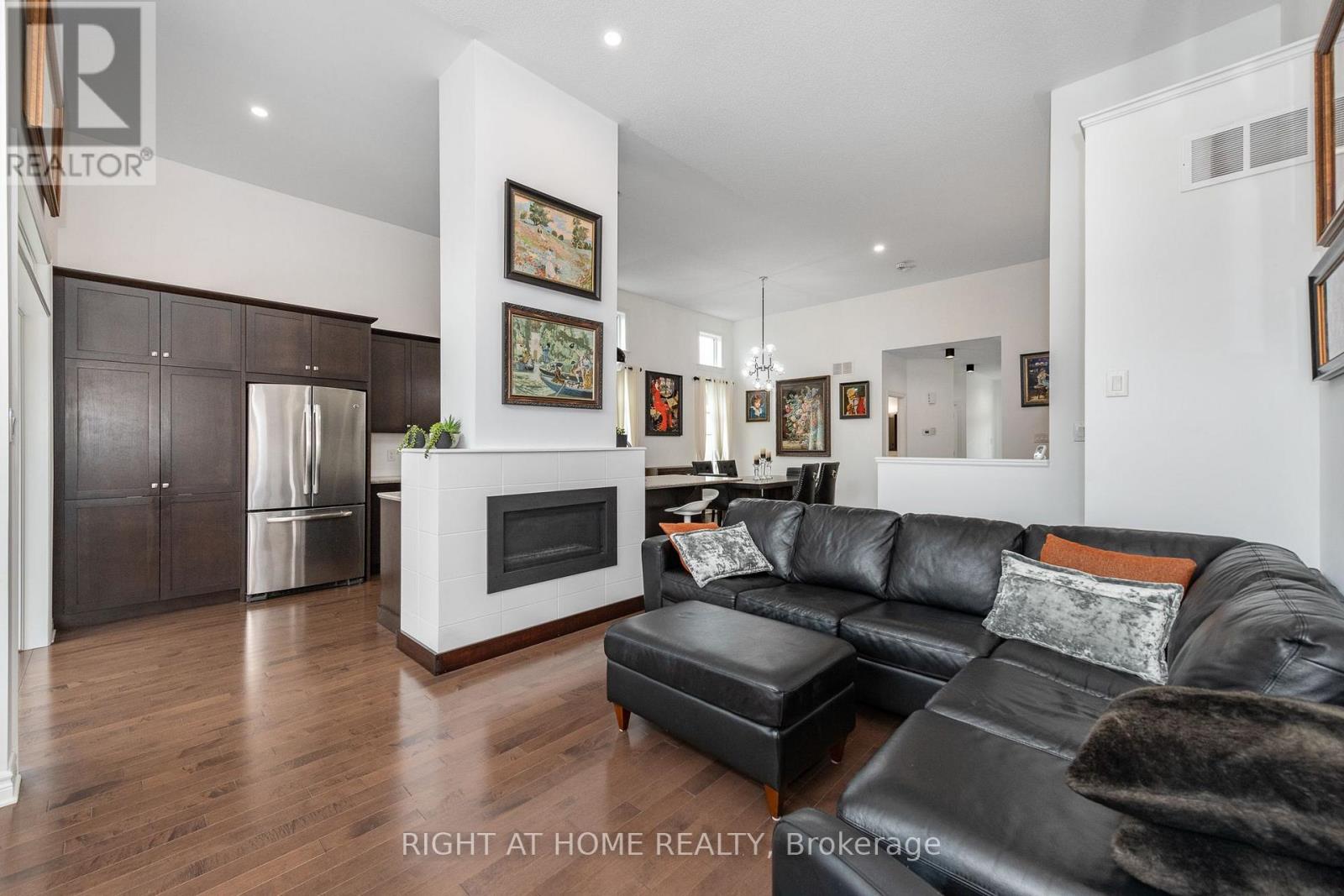 238 DE L'ETANG STREET - 18