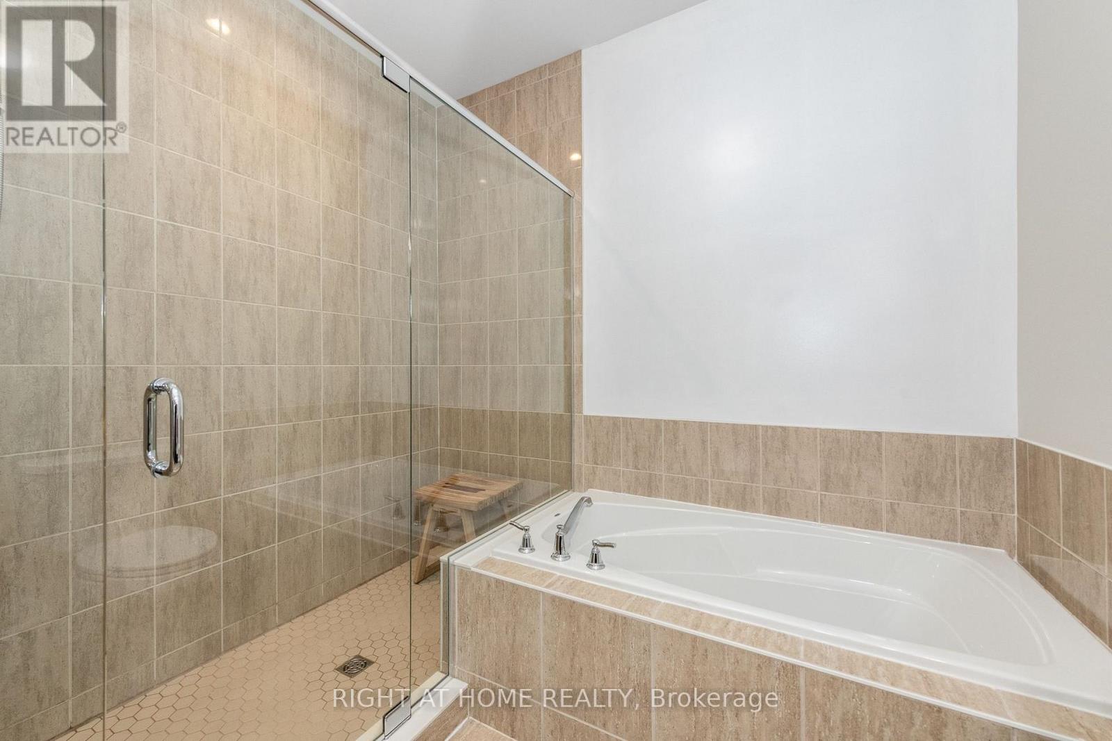238 DE L'ETANG STREET - 27
