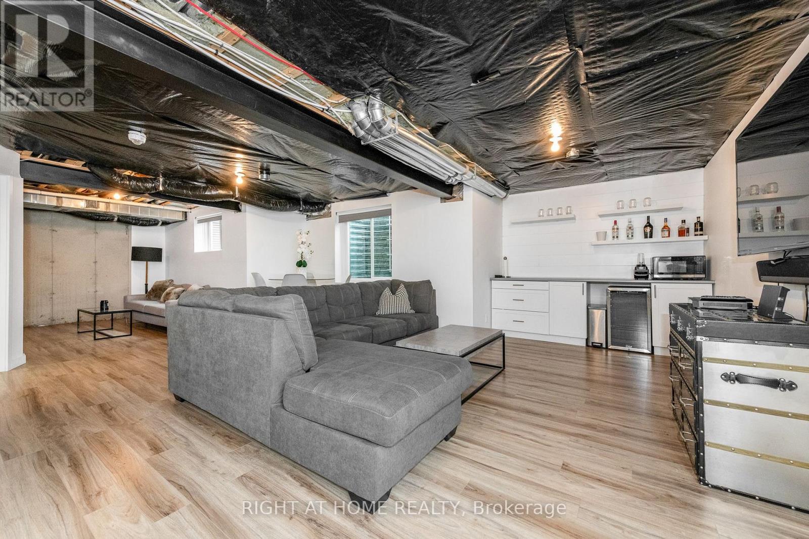 238 DE L'ETANG STREET - 33