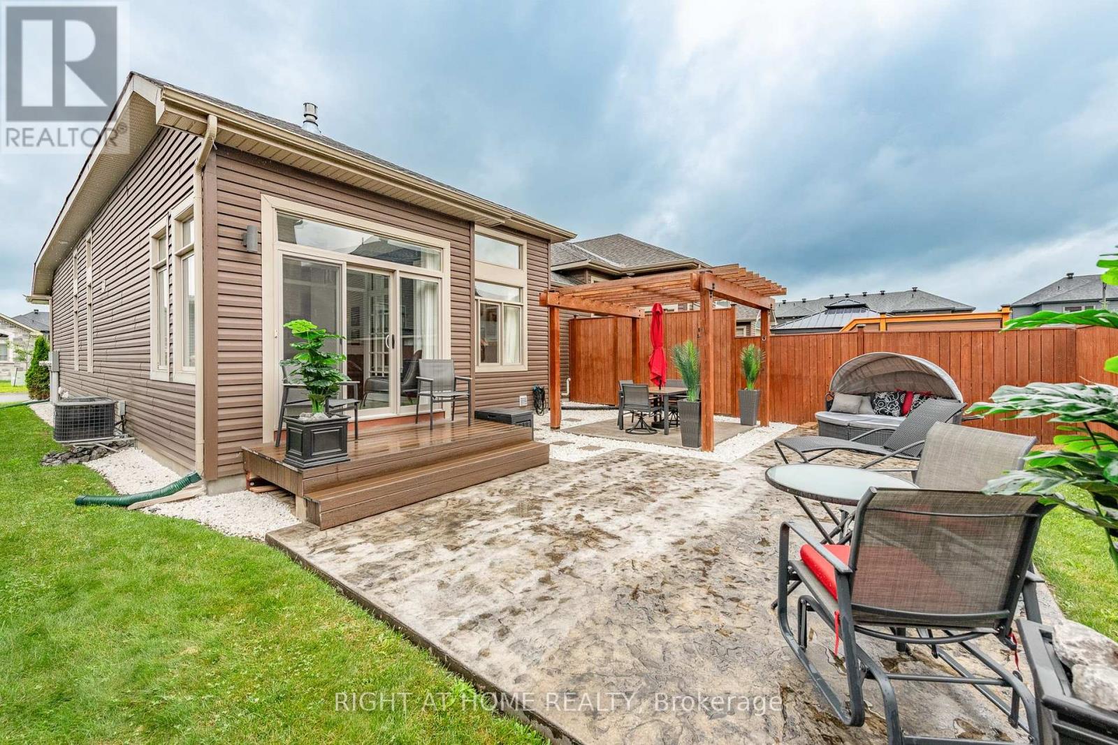238 DE L'ETANG STREET - 46