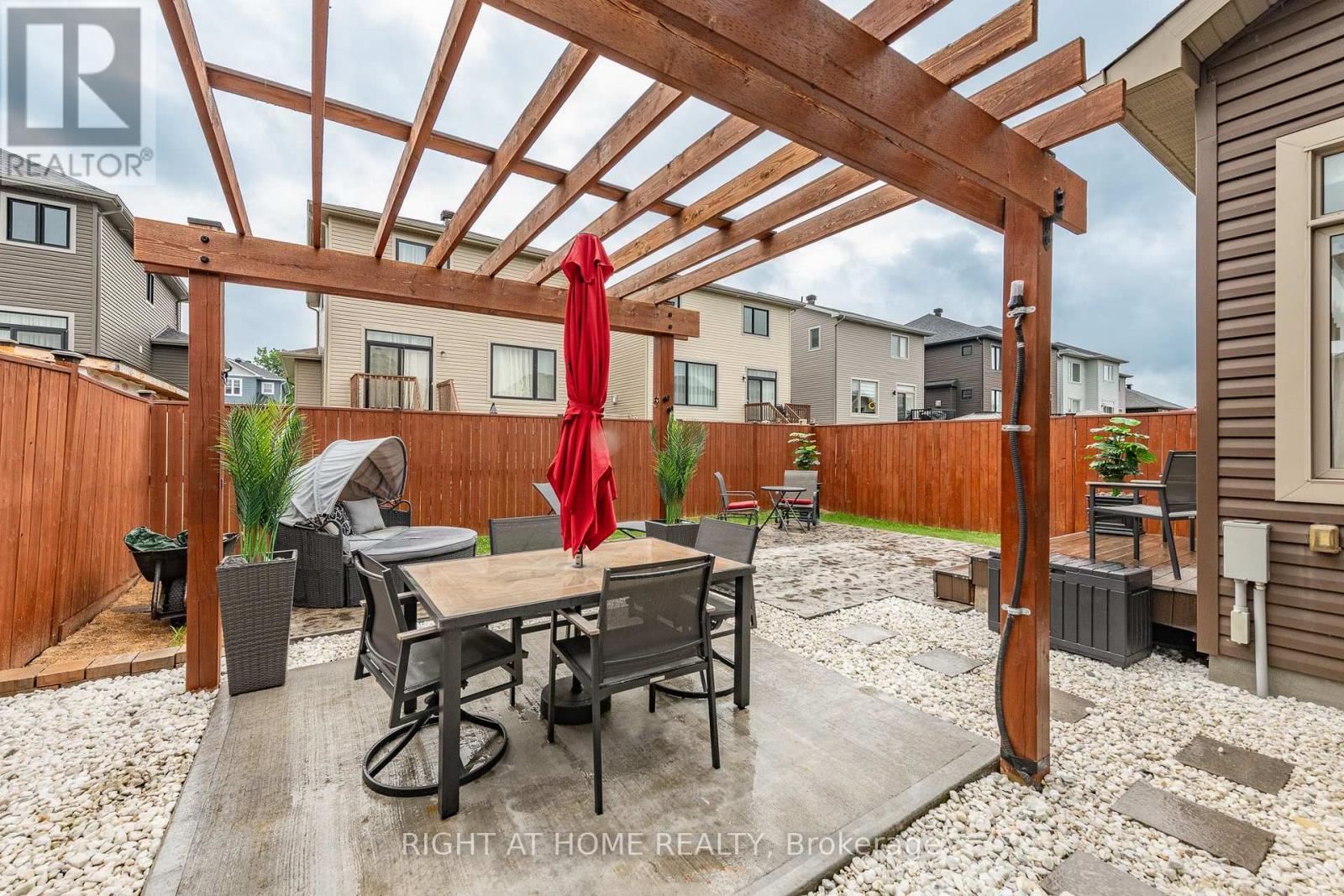238 DE L'ETANG STREET - 49