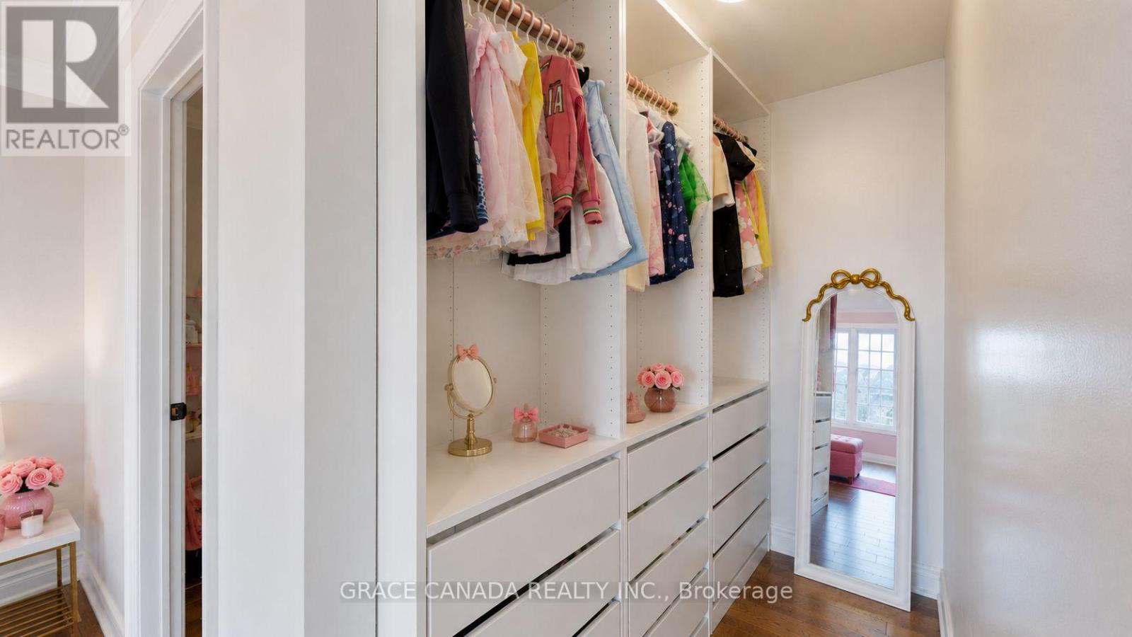 3455 LIPTAY AVENUE - 12