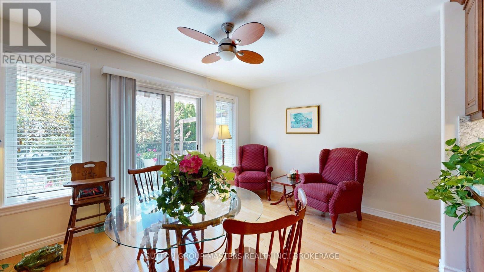 62 ELLESMEER AVENUE - 18