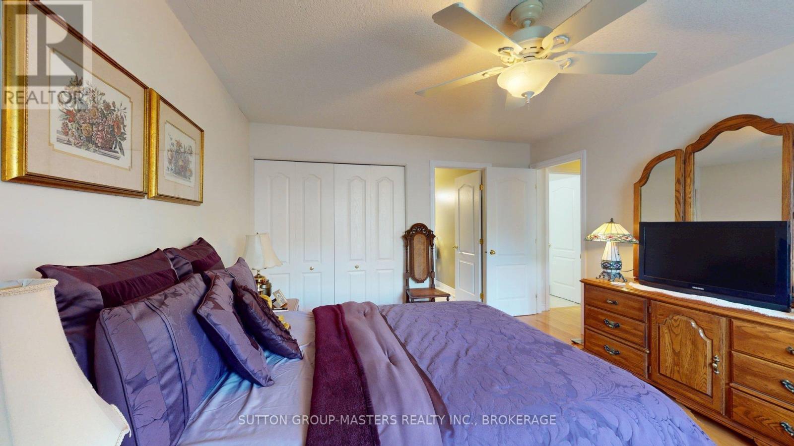 62 ELLESMEER AVENUE - 29