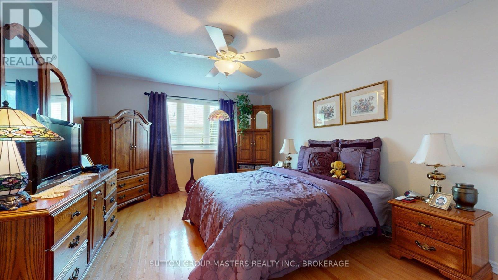 62 ELLESMEER AVENUE - 30
