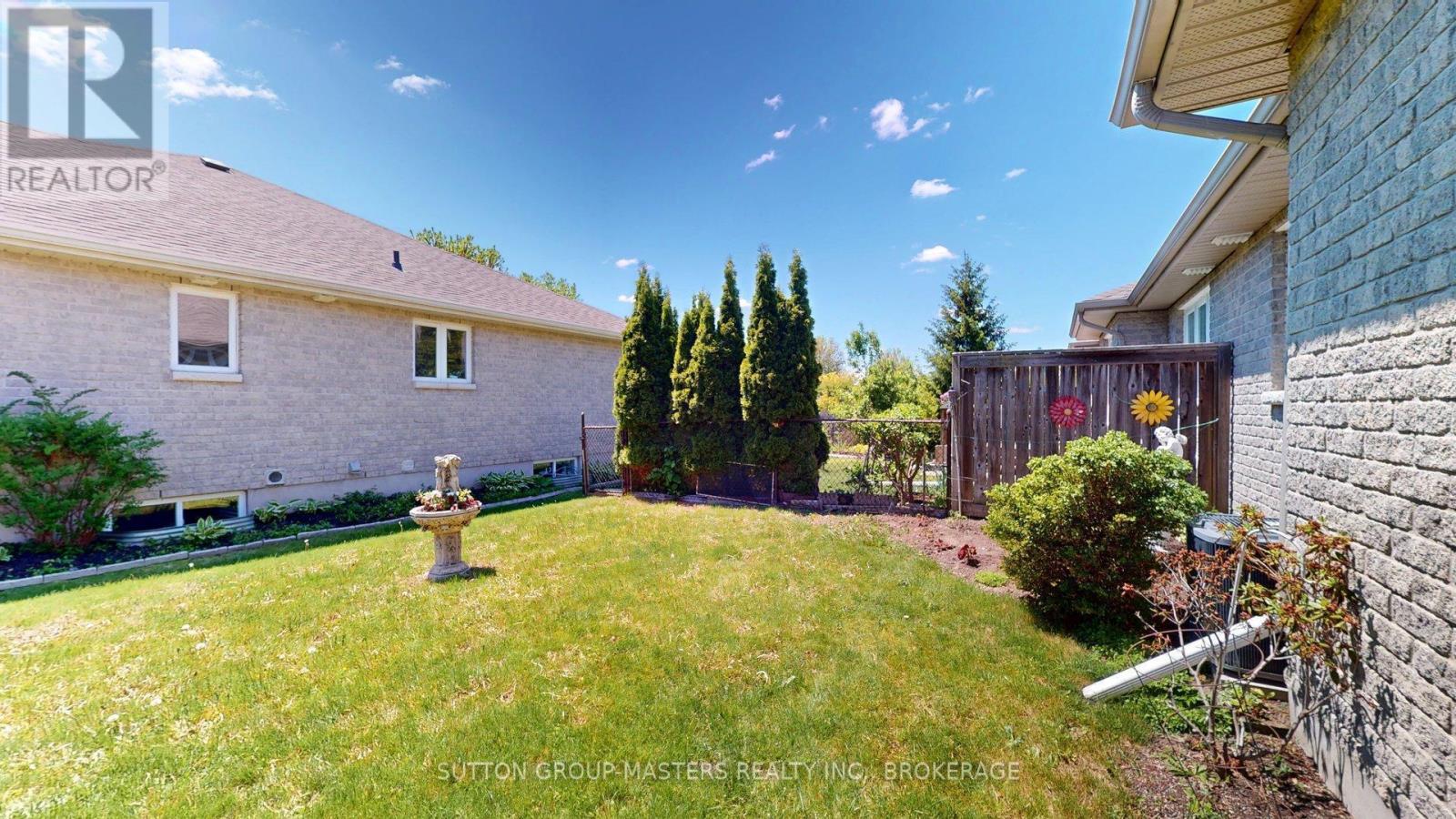 62 ELLESMEER AVENUE - 6
