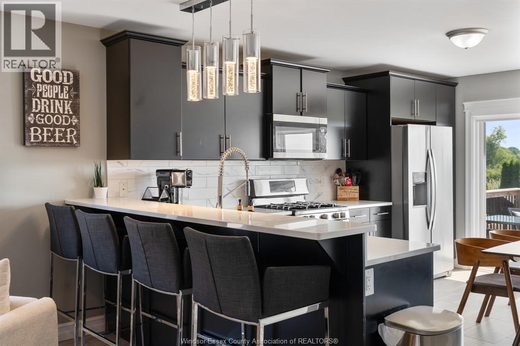 94 Shaw DRIVE - 22