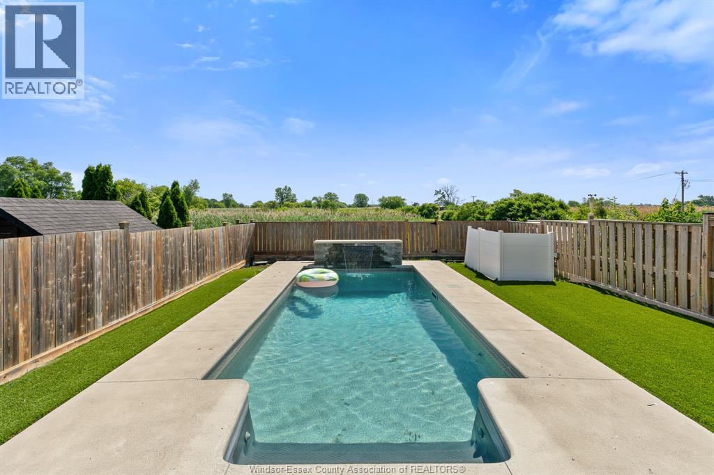 94 Shaw DRIVE - 45