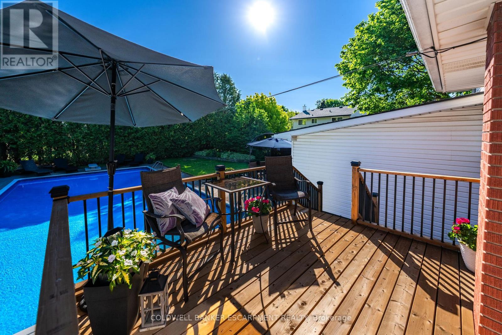 40 STRATHMERE PLACE - 8