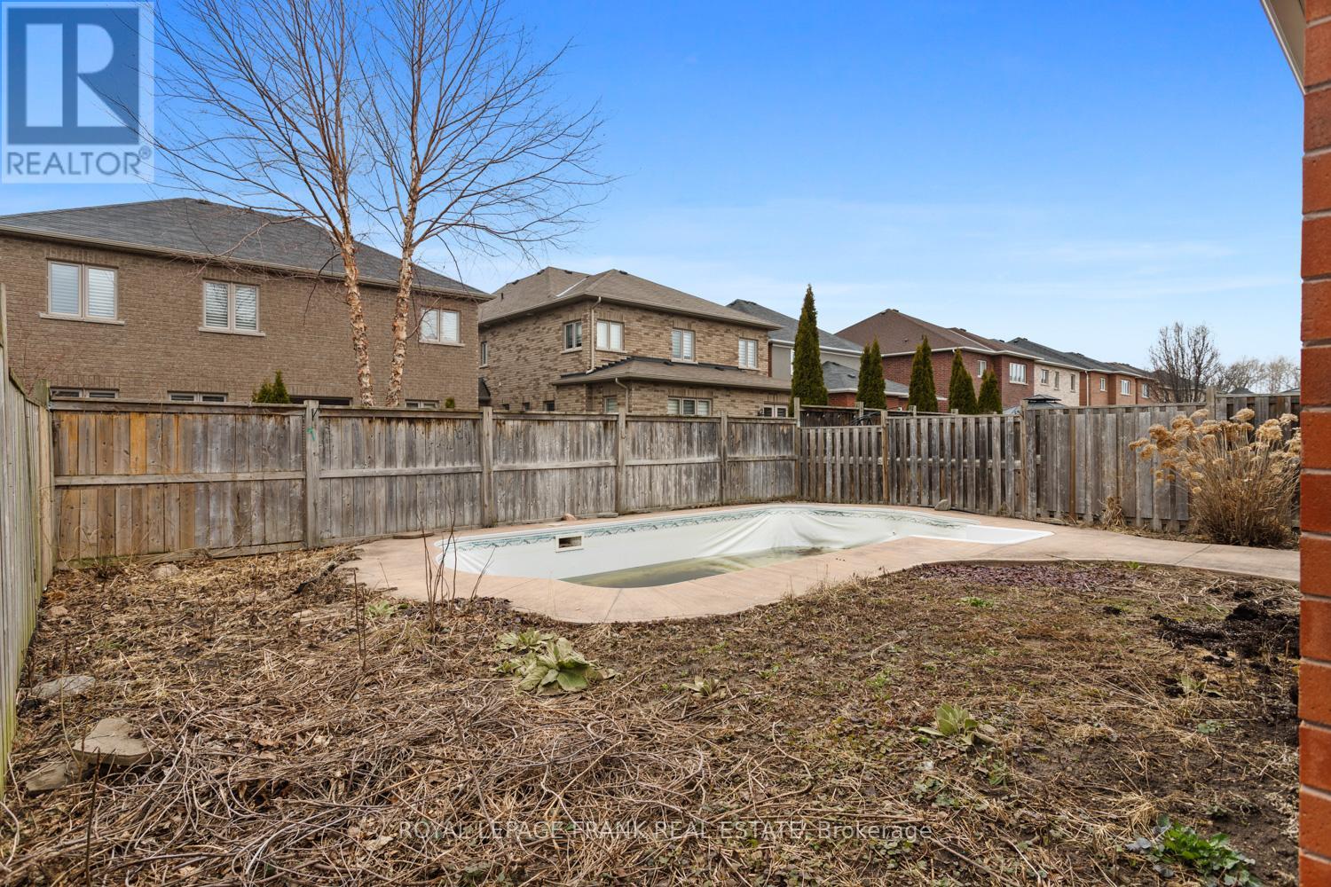 31 GABRIELLE CRESCENT - 21