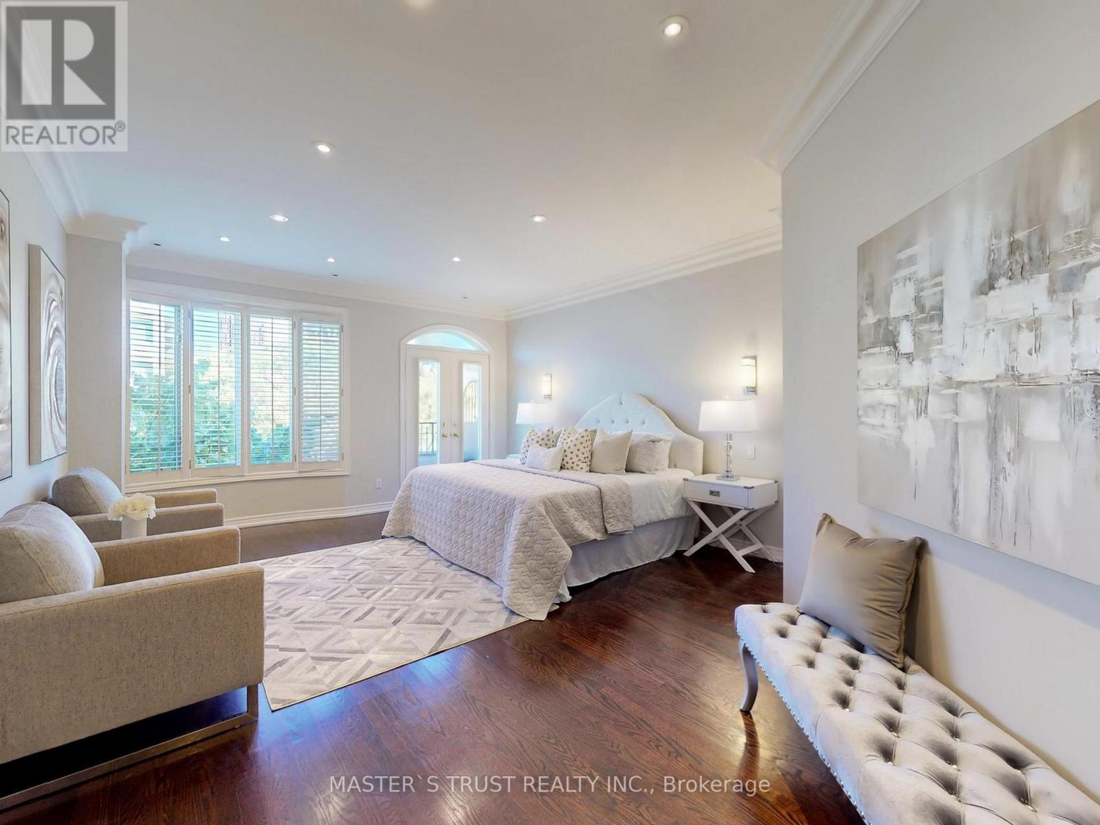 #11 260 RUSSELL HILL ROAD - 12