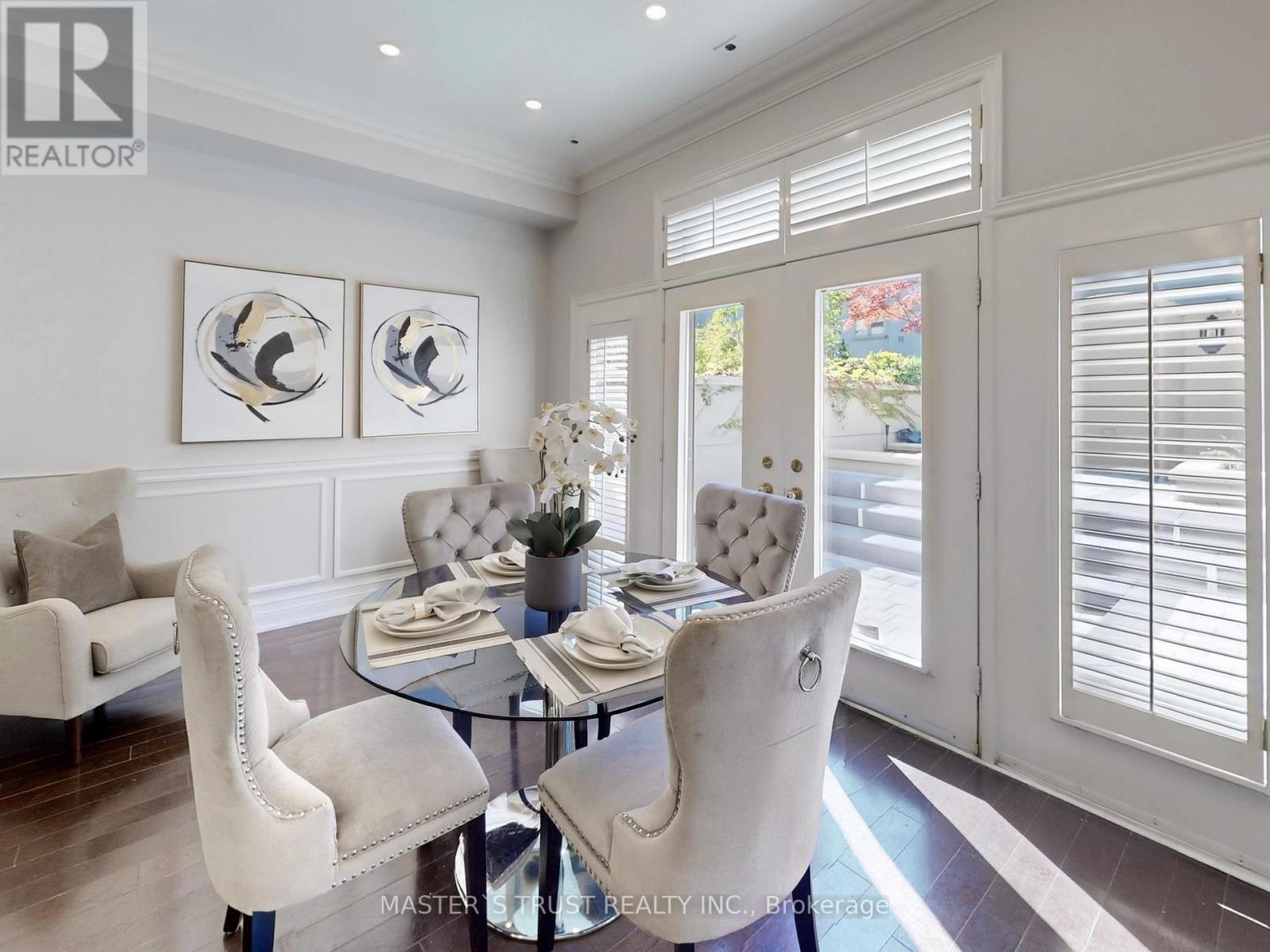 #11 260 RUSSELL HILL ROAD - 9