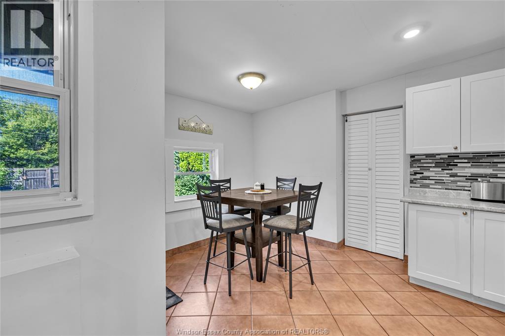 1757 PIERRE AVENUE - 16
