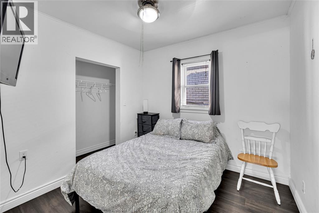 1757 PIERRE AVENUE - 4