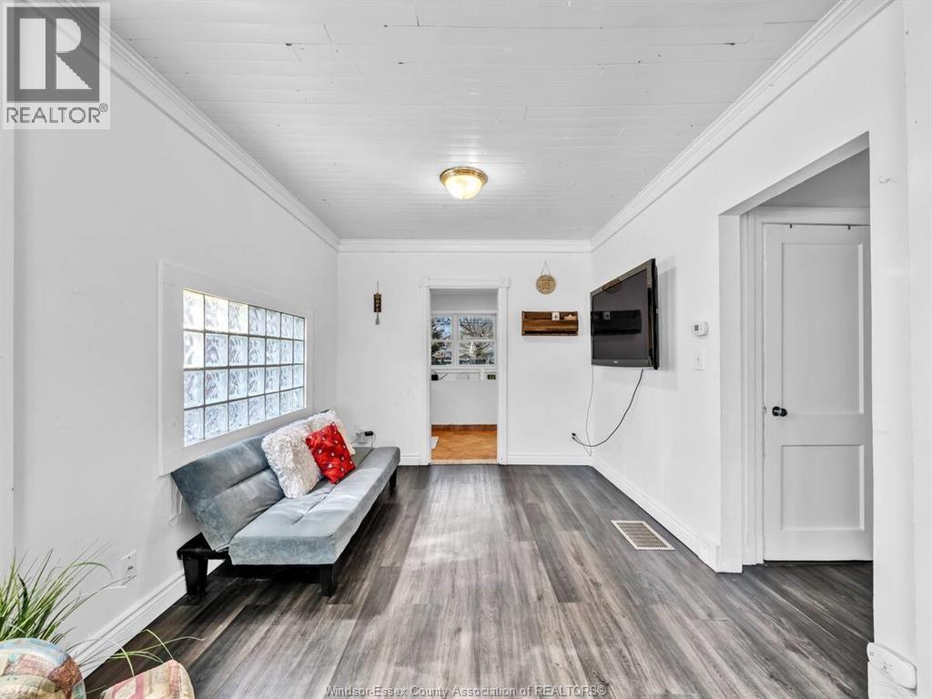 1757 PIERRE AVENUE - 6
