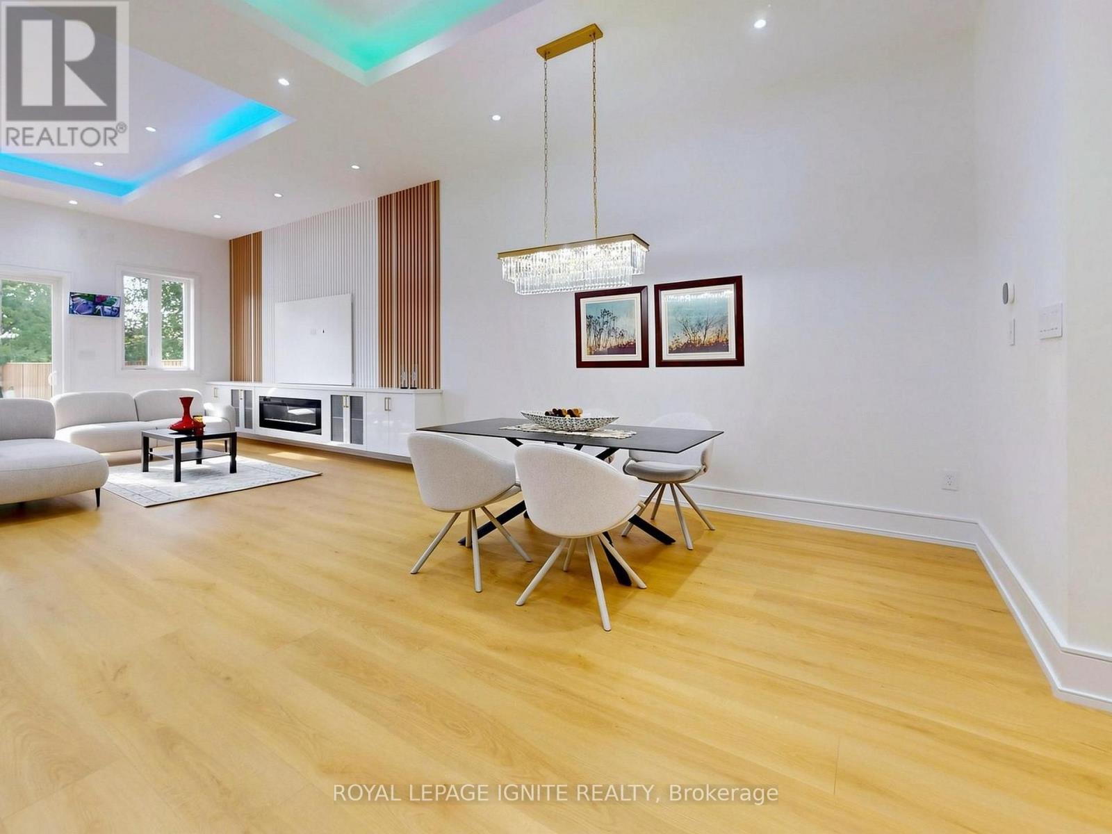 160 MANSE ROAD N - 11