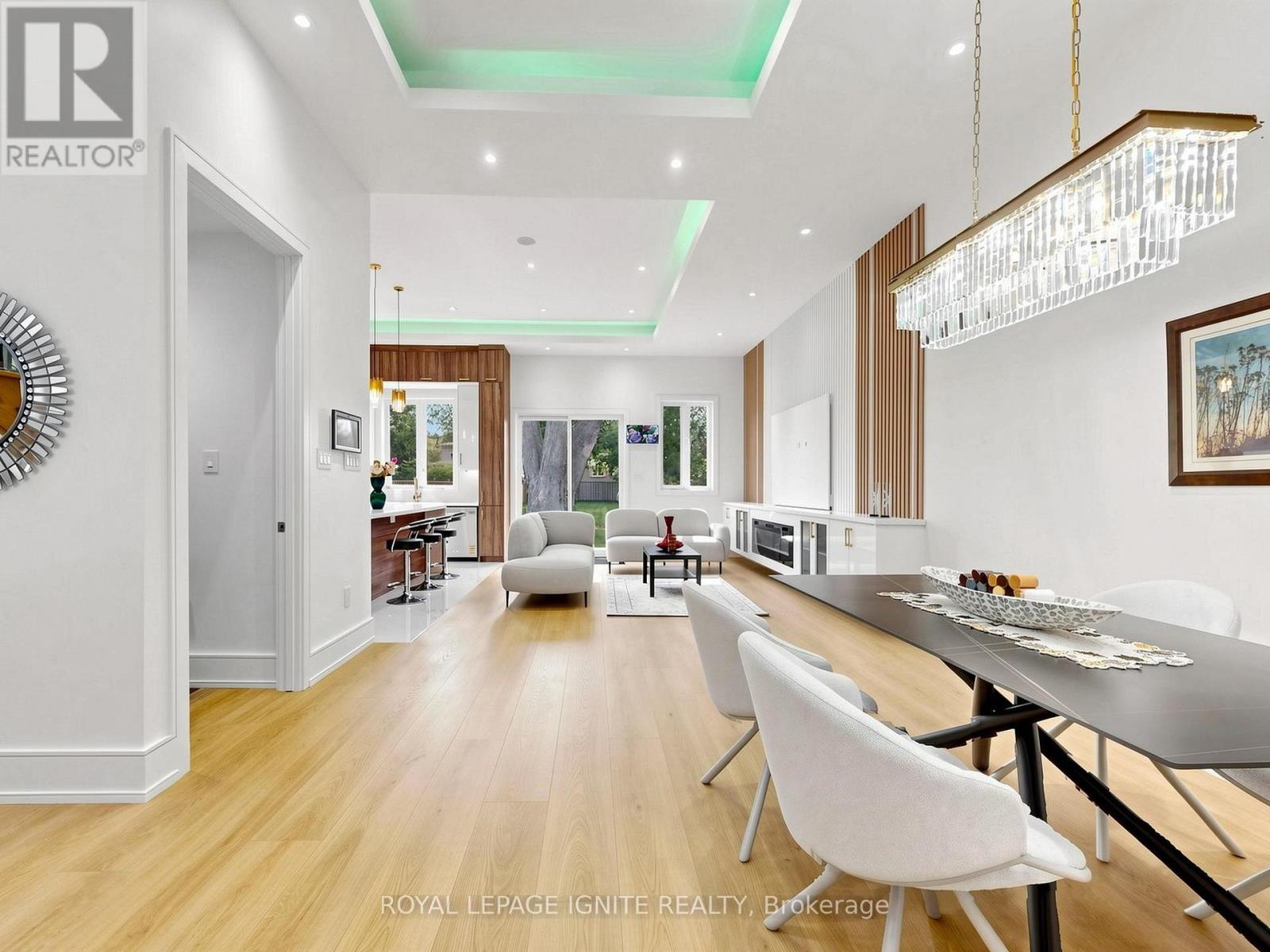 160 MANSE ROAD N - 17