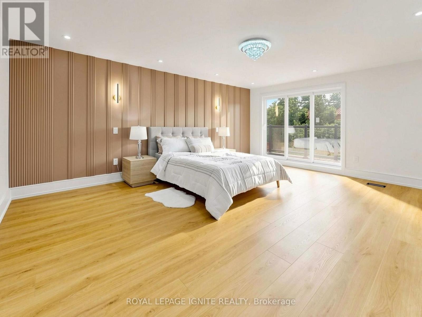 160 MANSE ROAD N - 24