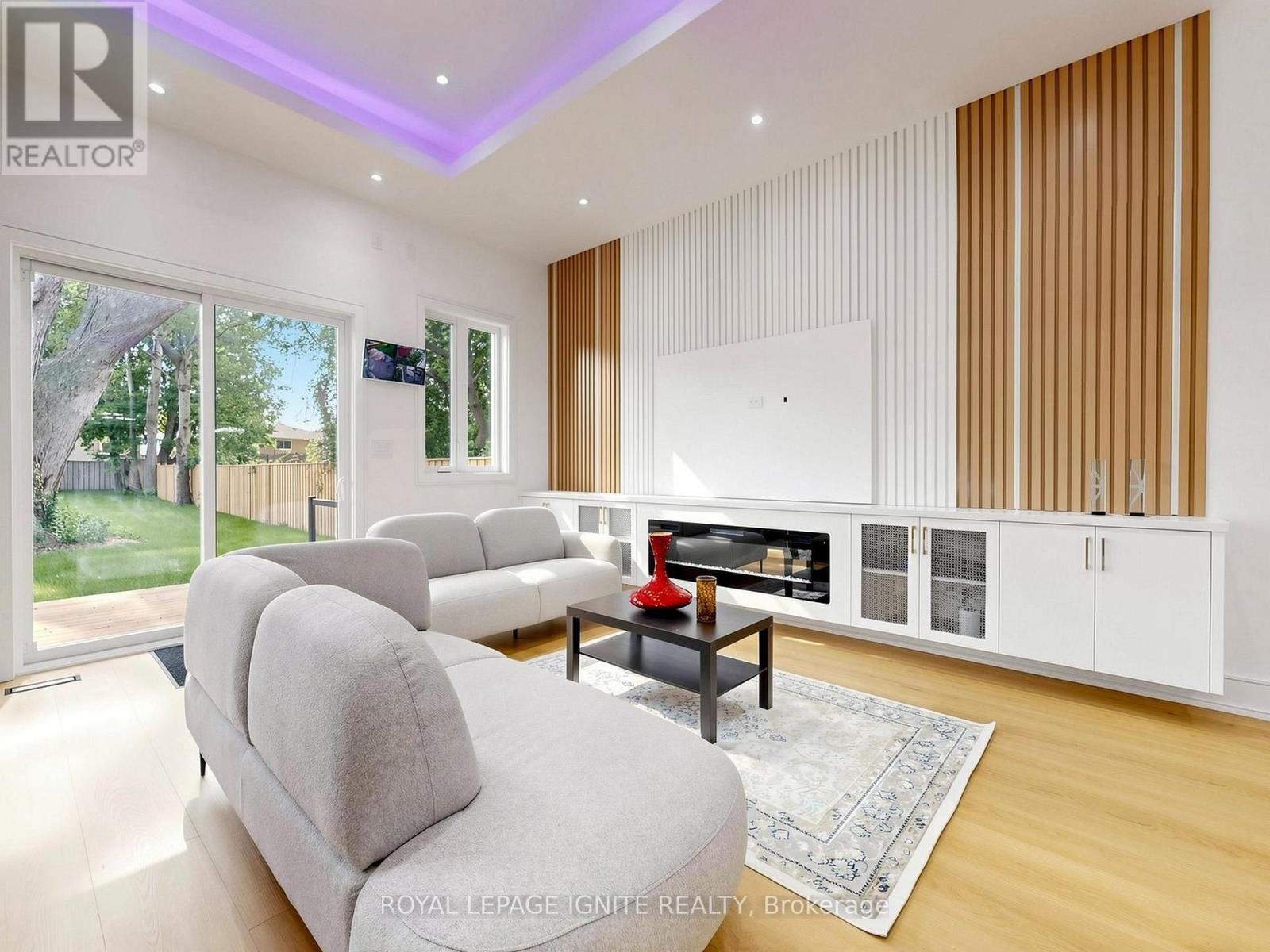 160 MANSE ROAD N - 3