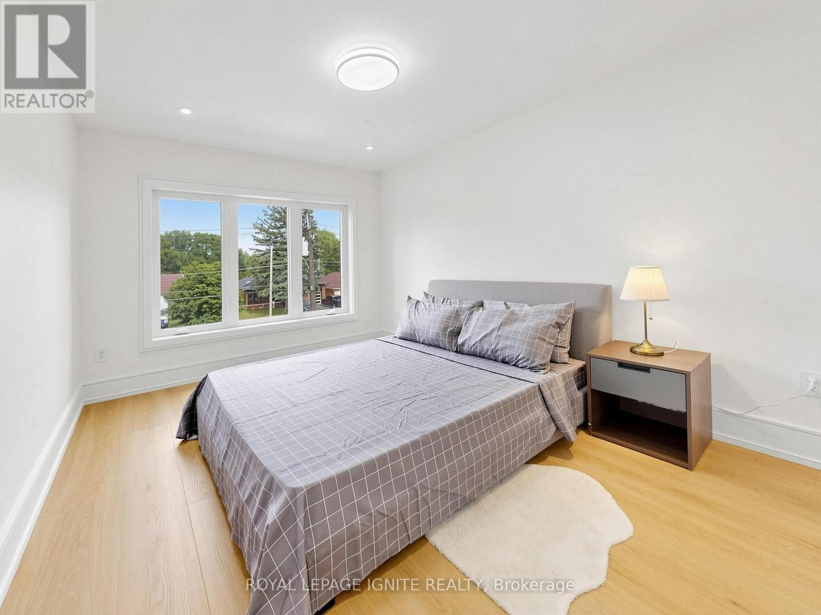 160 MANSE ROAD N - 34