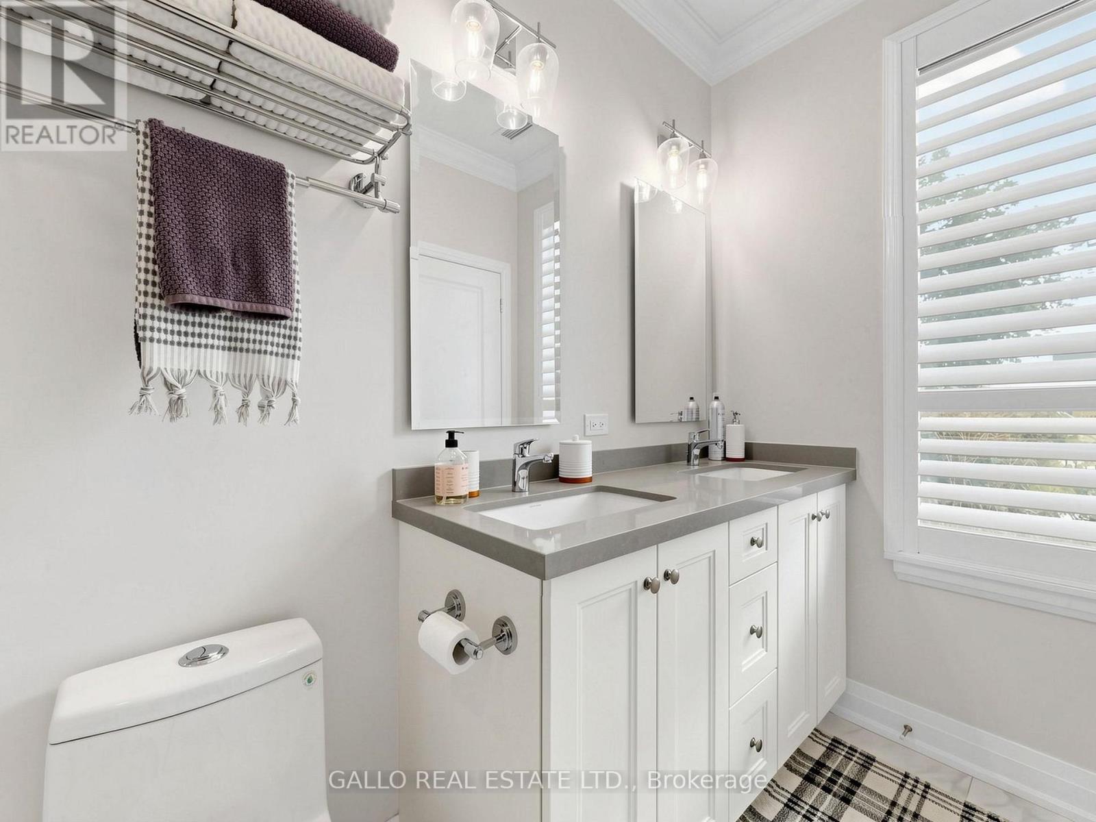 #118 25 BAKER HILL BOULEVARD - 21