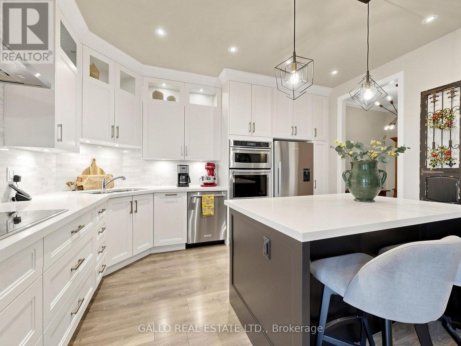 #118 25 BAKER HILL BOULEVARD - 6