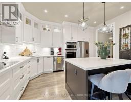 Bedroom - 118 - 25 Baker Hill Boulevard, Whitchurch Stouffville, ON L4A4R5 Photo 6