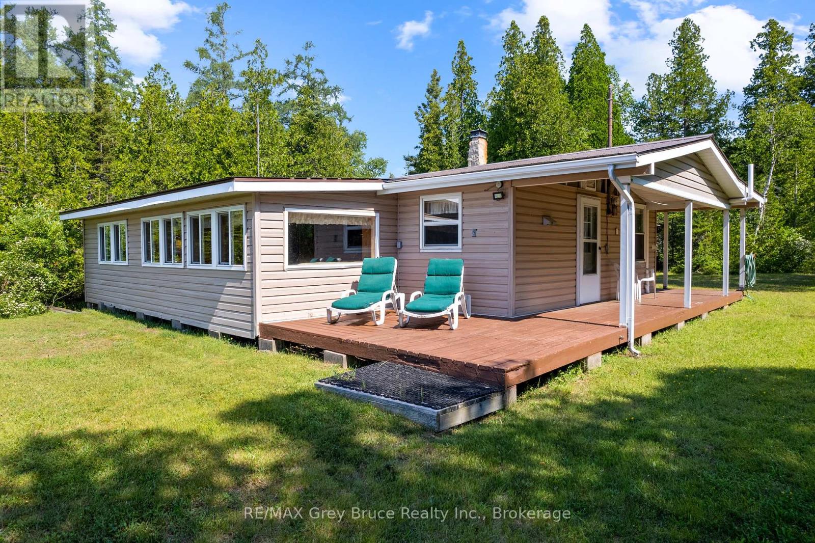 626 WARNER BAY ROAD - 1