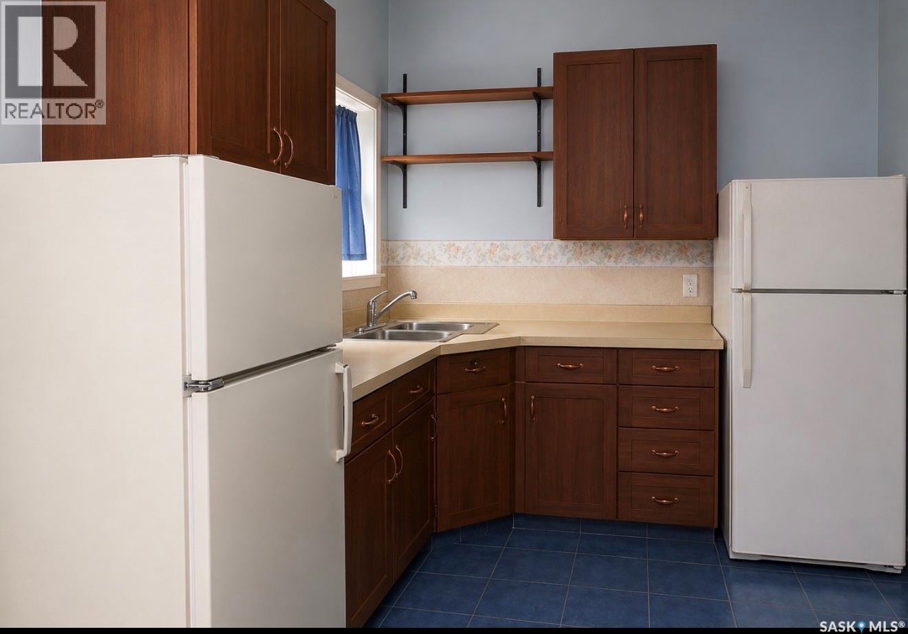 210 1st AVENUE - Image 6