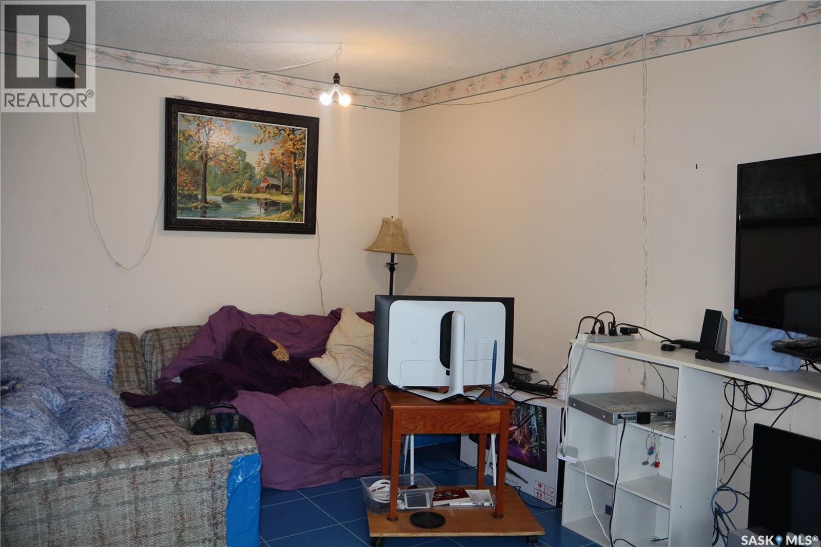 210 1st AVENUE - 28
