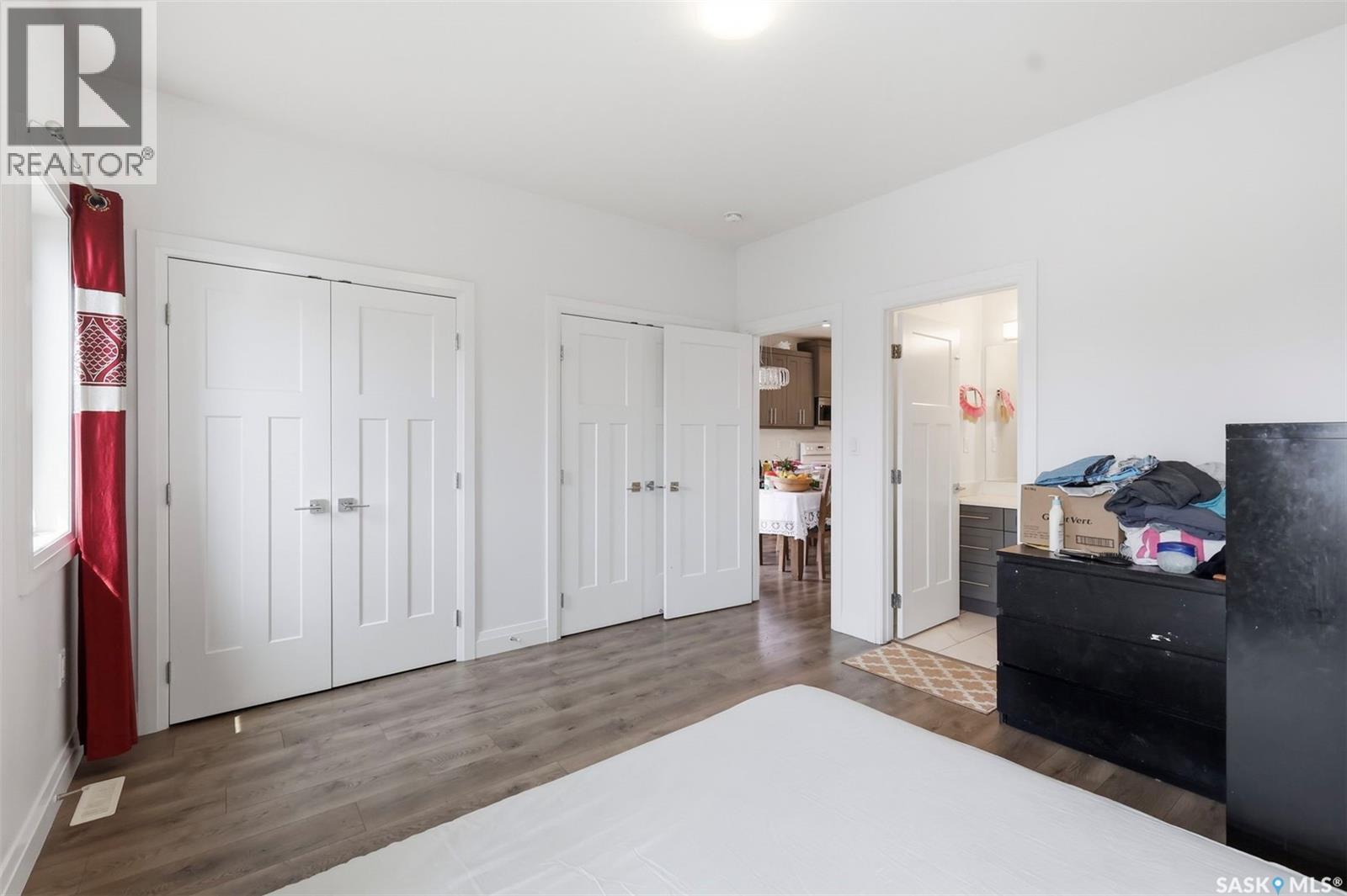 434 McArthur CRESCENT - 18