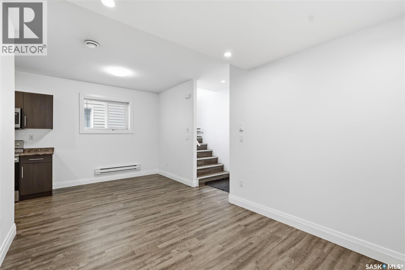 434 McArthur CRESCENT - 28