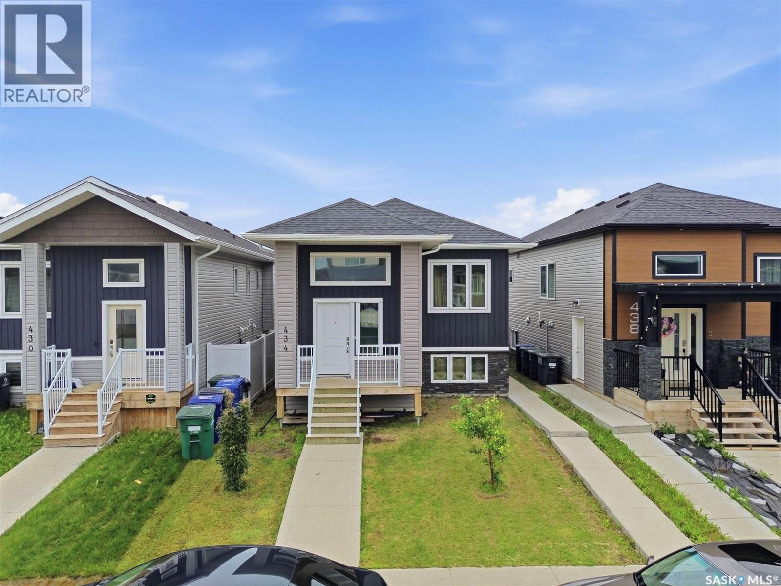 434 McArthur CRESCENT - 48