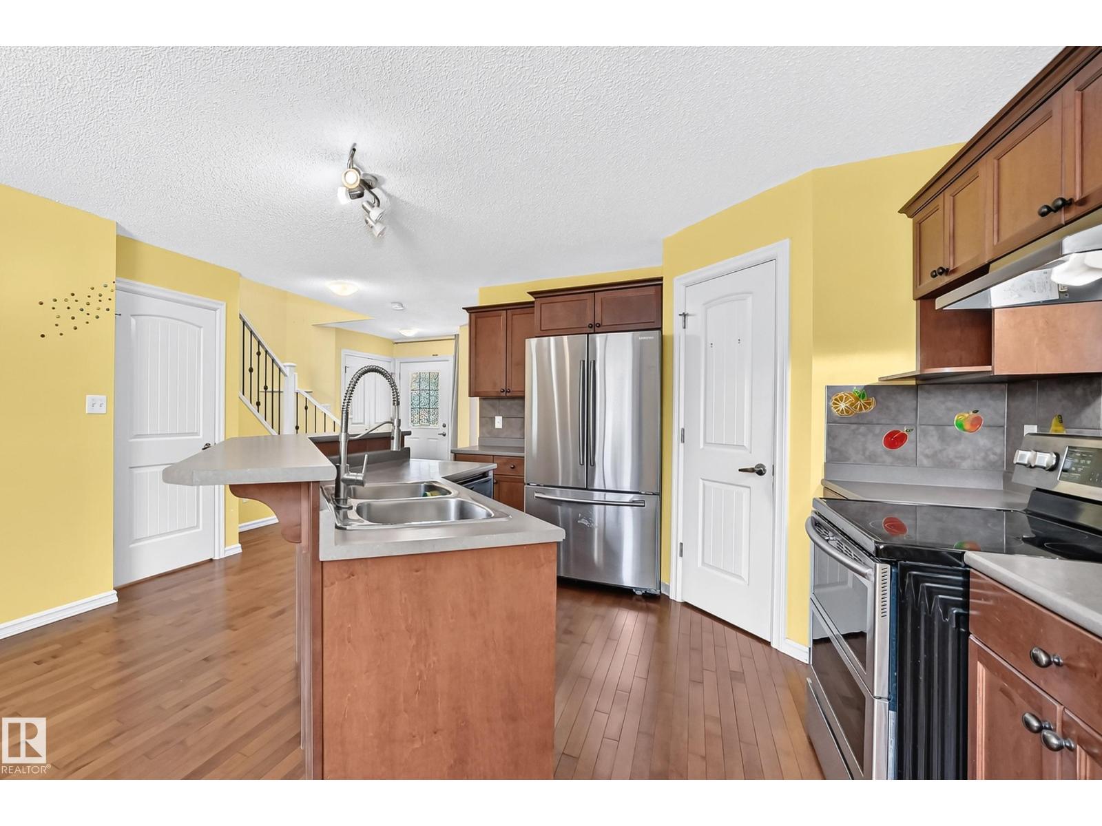 211 59 ST SW - 14