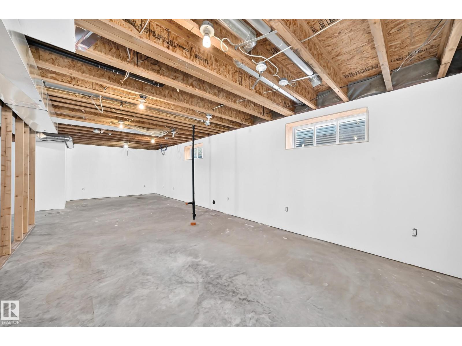 211 59 ST SW - 45