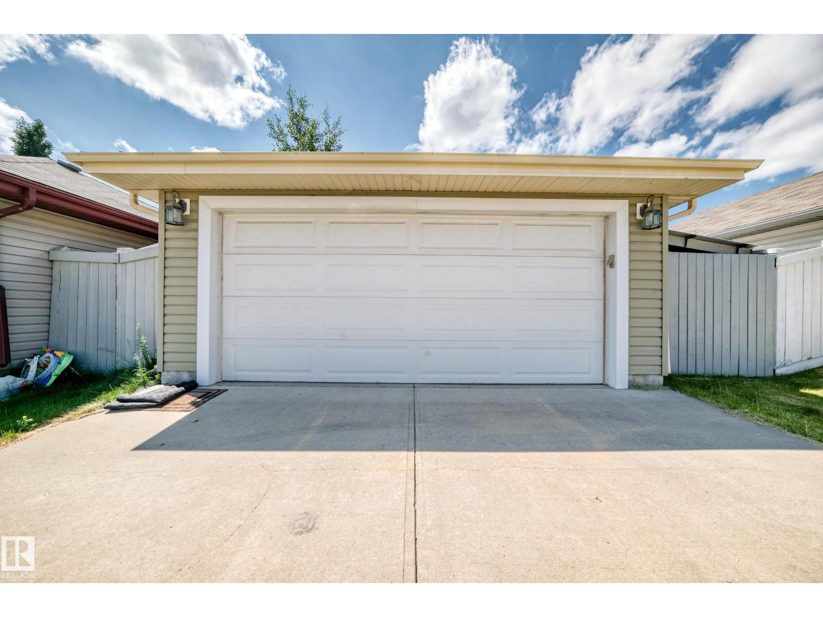 211 59 ST SW - 55