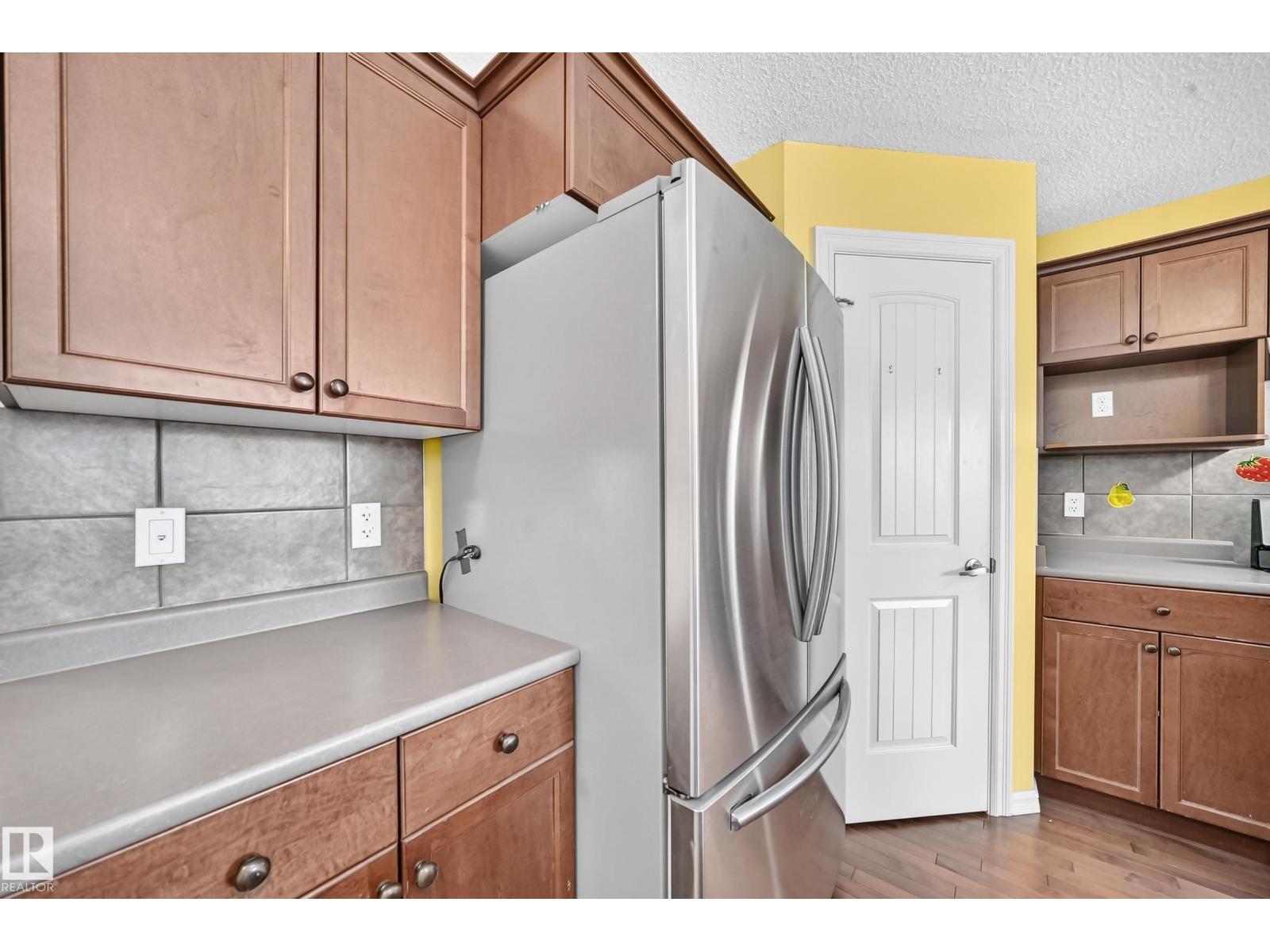 211 59 ST SW - 8