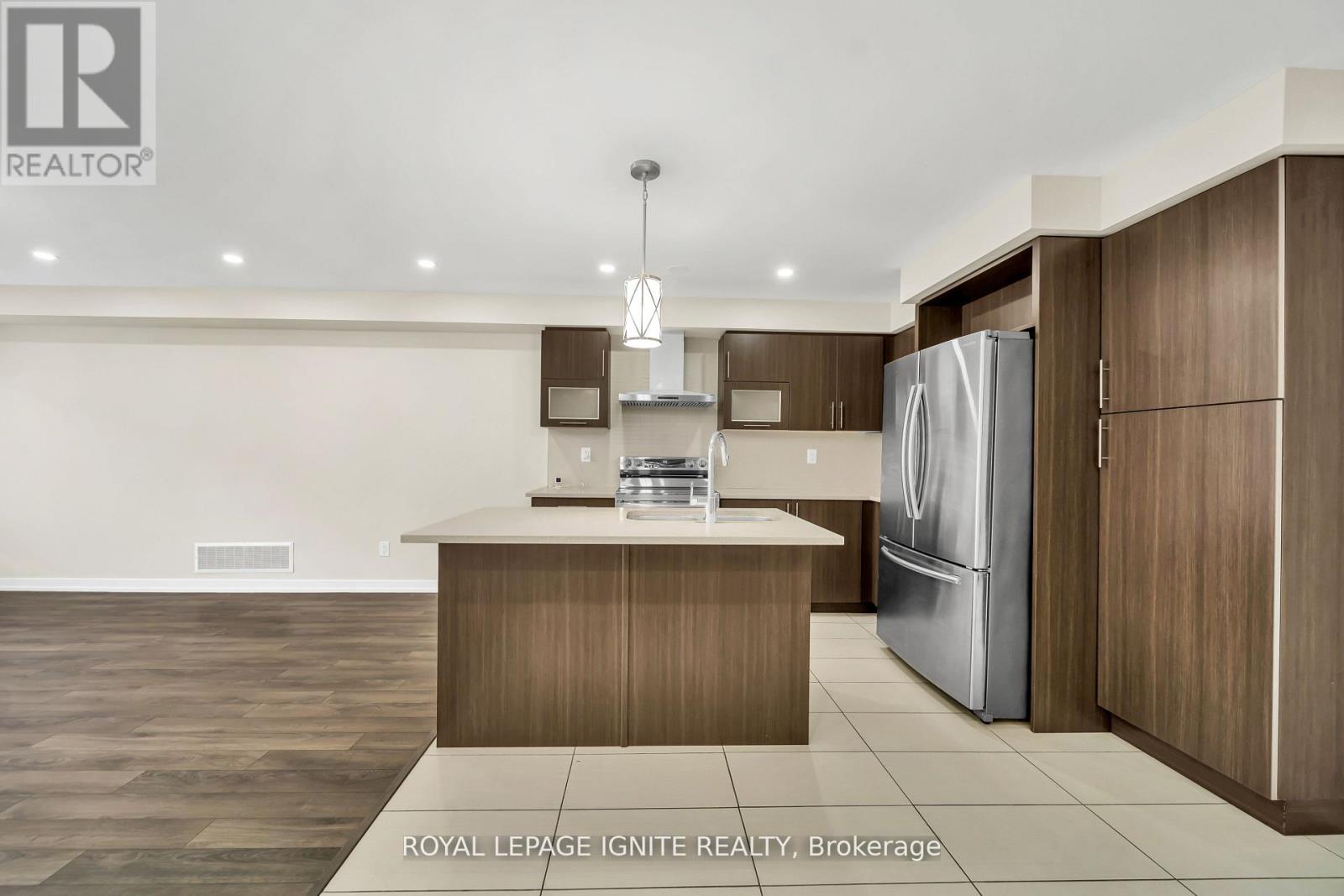 14 HOOVER ROAD - 12