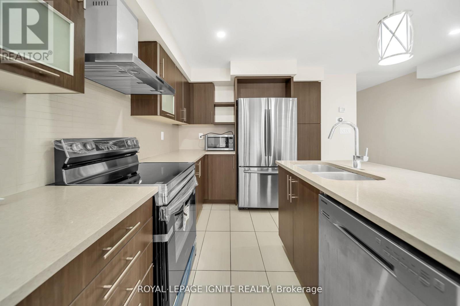 14 HOOVER ROAD - 15