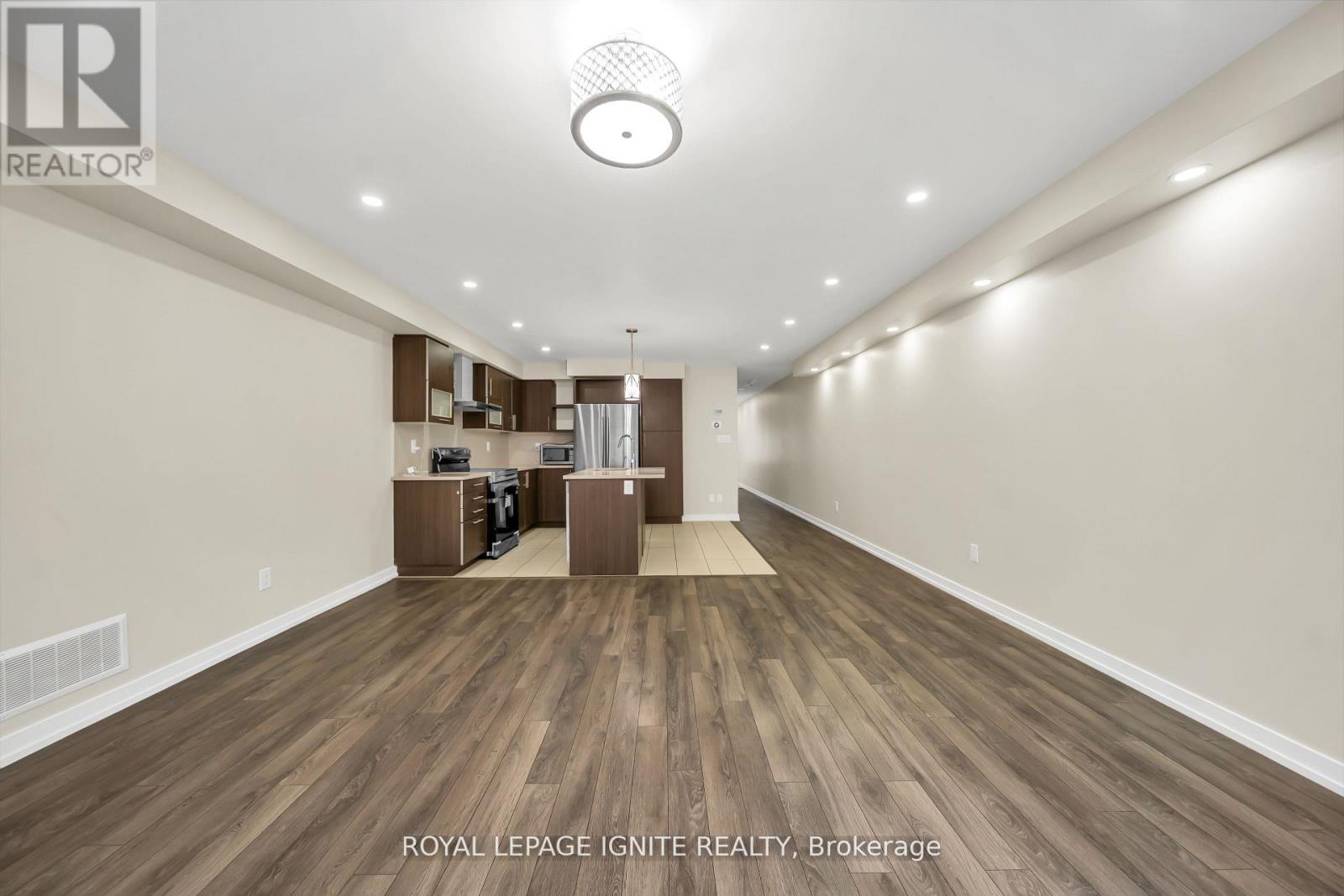 14 HOOVER ROAD - 18