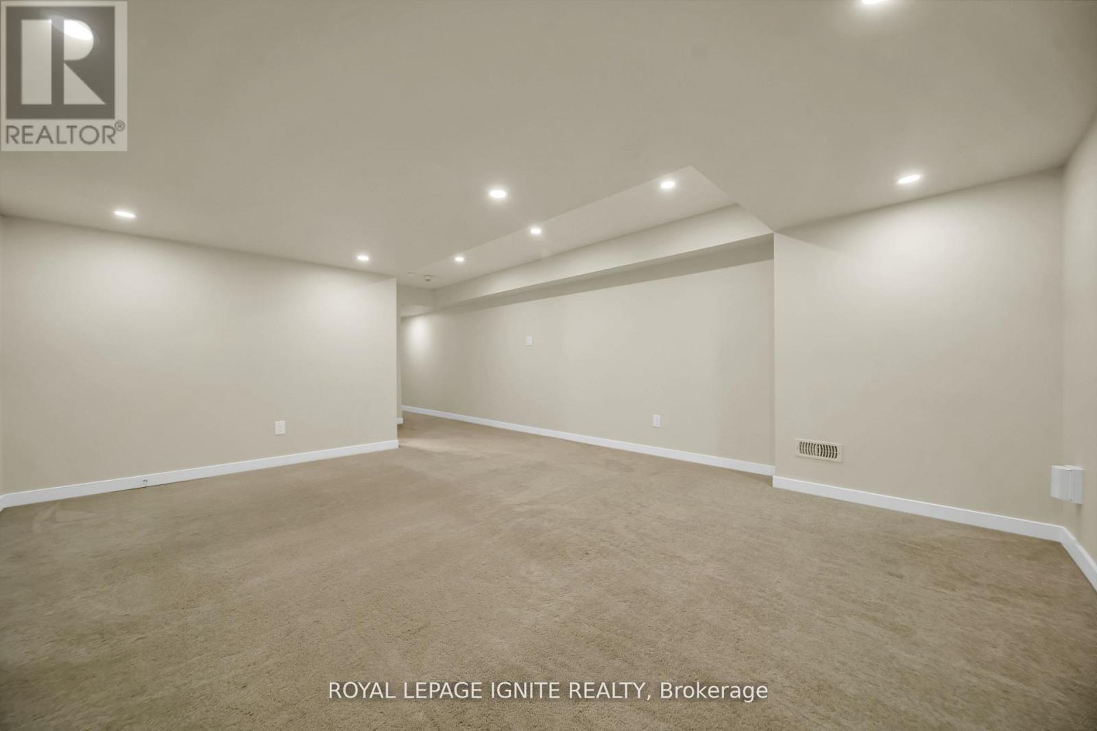 14 HOOVER ROAD - 37
