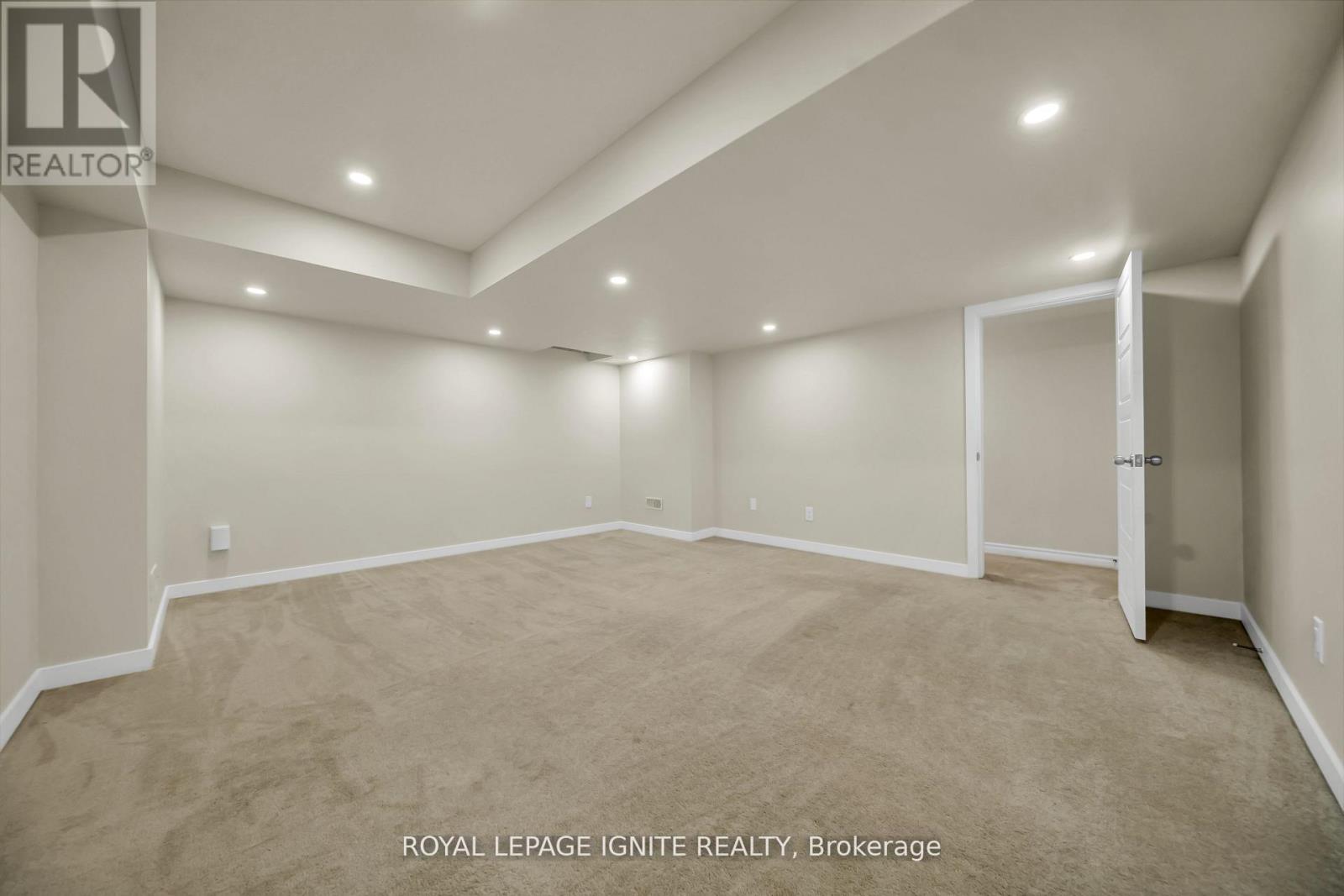 14 HOOVER ROAD - 39