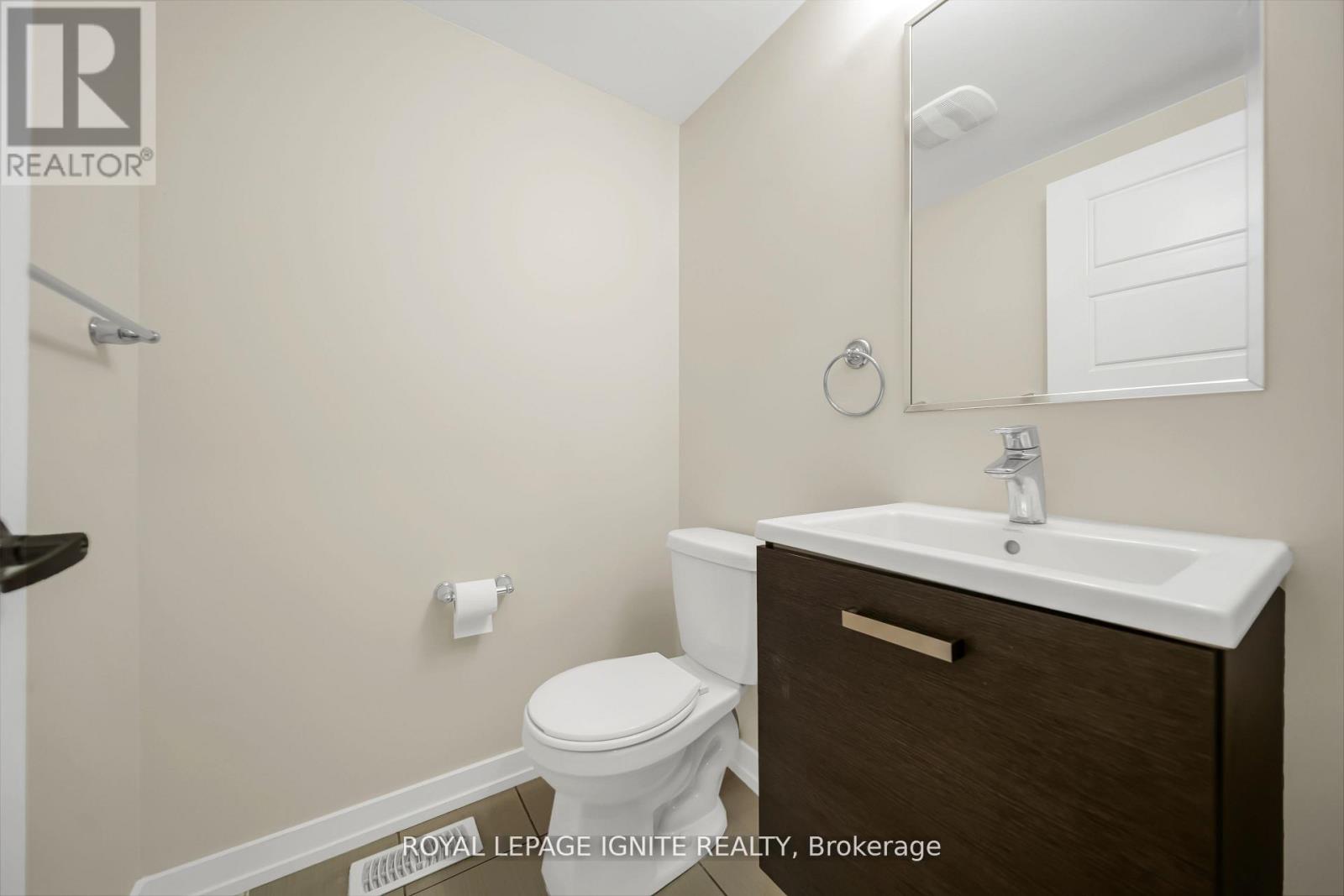 14 HOOVER ROAD - 8