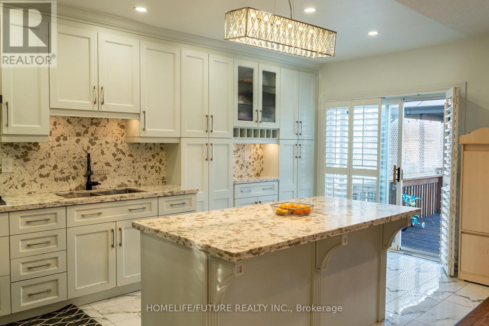 620 MADAME STREET - Image 10