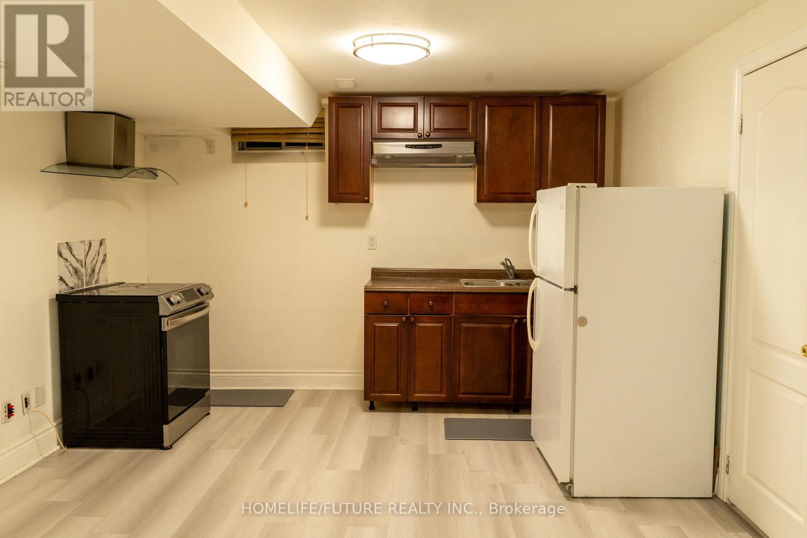 620 MADAME STREET - Image 34