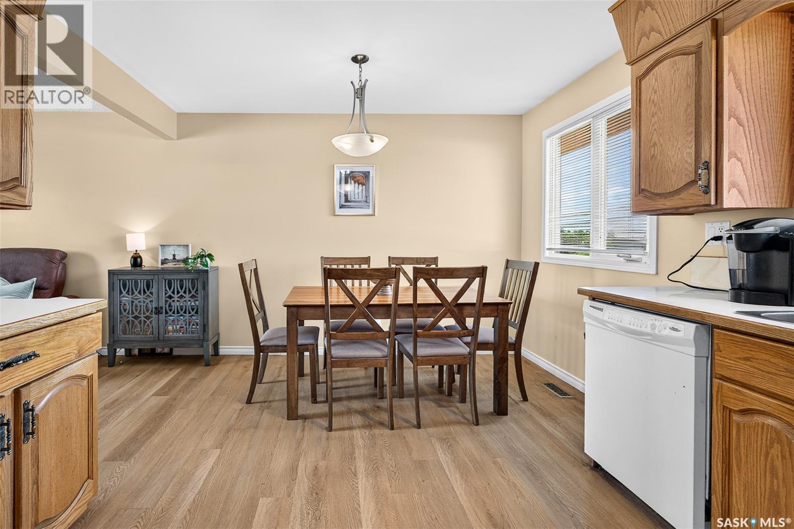 1311 Stadacona STREET W - 11