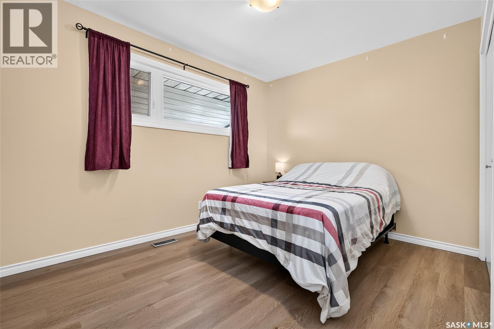 1311 Stadacona STREET W - 19