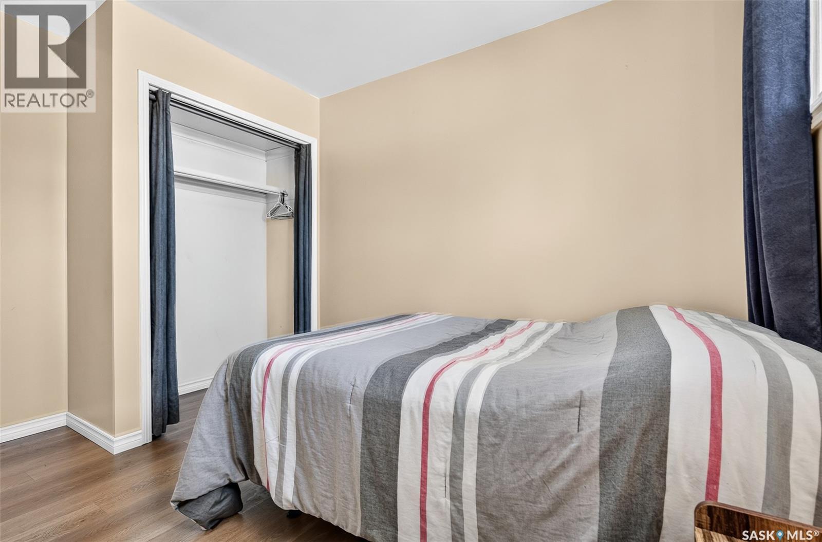1311 Stadacona STREET W - 21