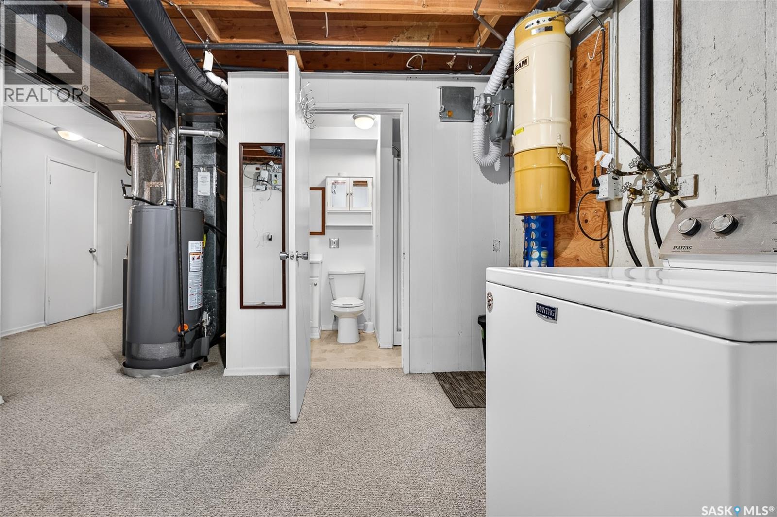 1311 Stadacona STREET W - 38